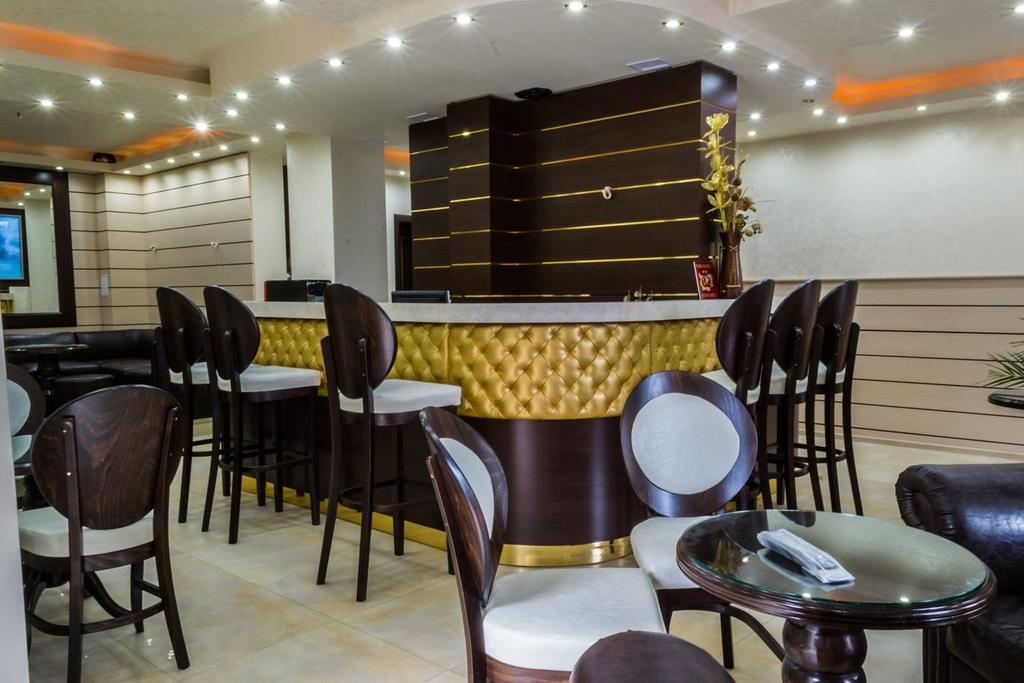נסבר Guest House Saint Apostol מראה חיצוני תמונה