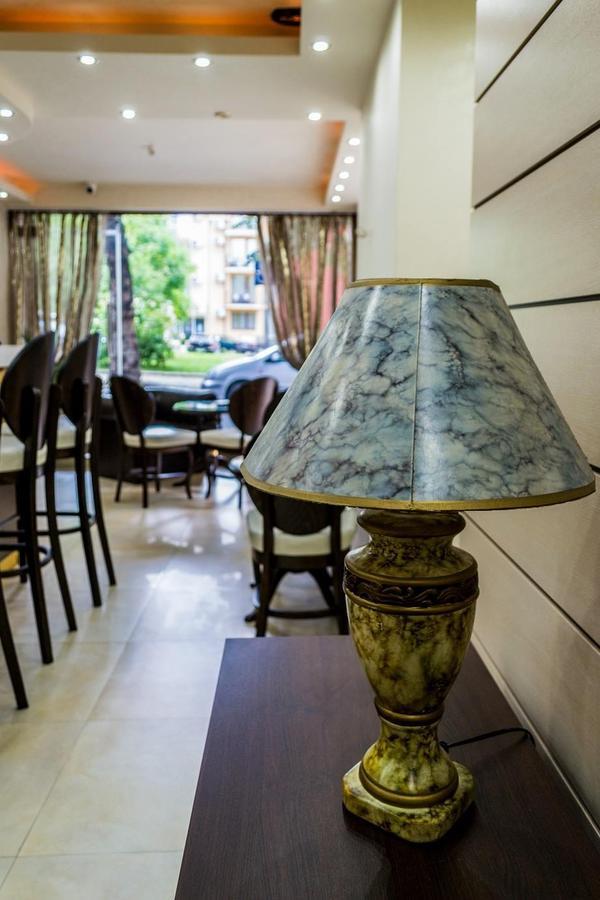 נסבר Guest House Saint Apostol מראה חיצוני תמונה