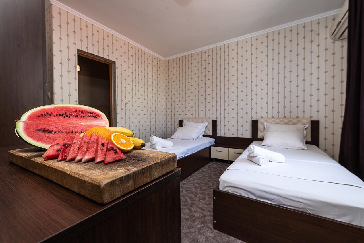 נסבר Guest House Saint Apostol מראה חיצוני תמונה