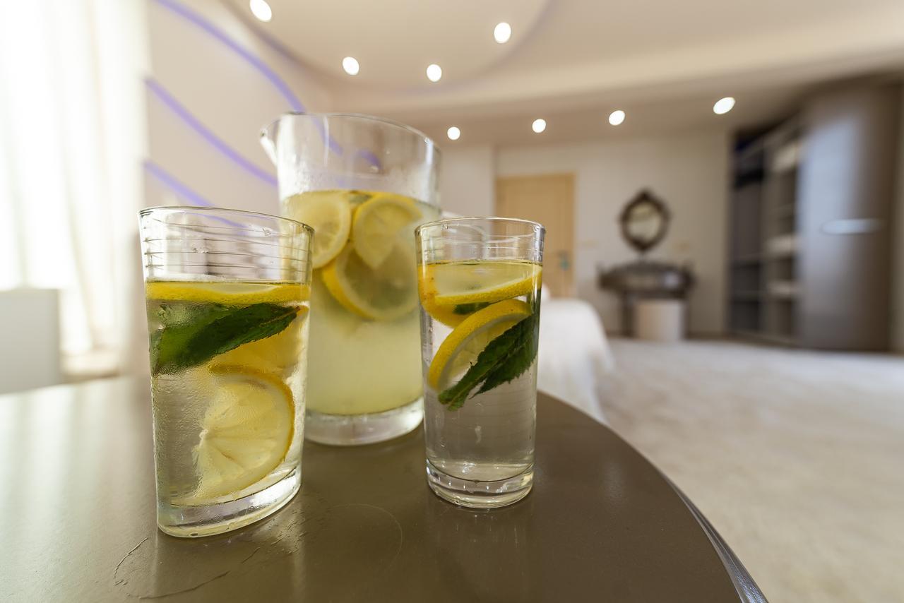 נסבר Guest House Saint Apostol מראה חיצוני תמונה