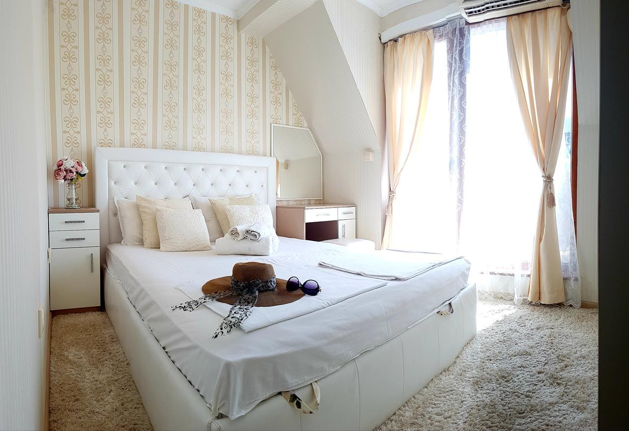 נסבר Guest House Saint Apostol מראה חיצוני תמונה